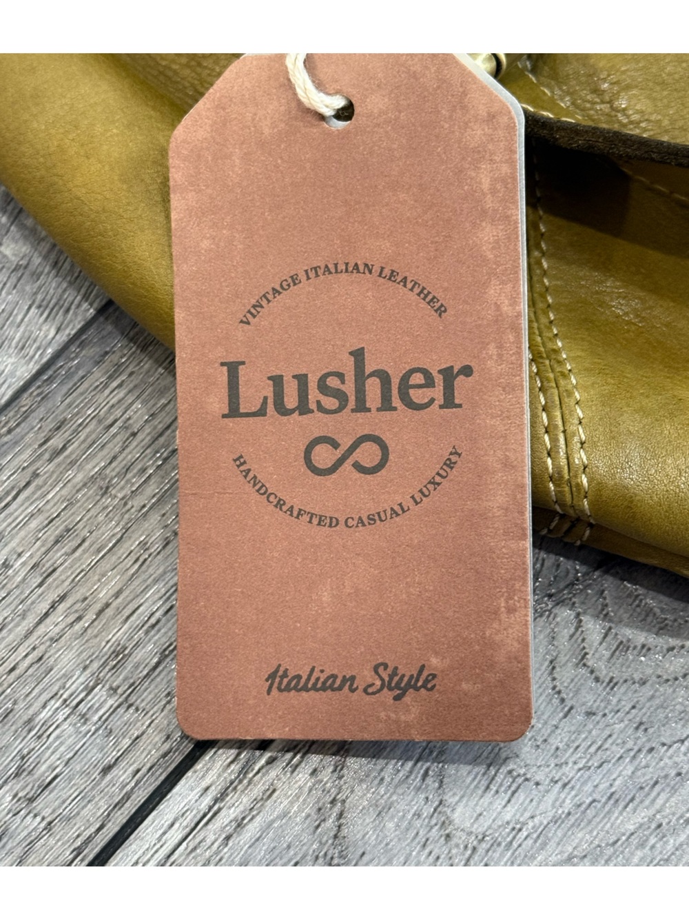 NEW! Lusher City Sling Bag - Picture 4 of 8